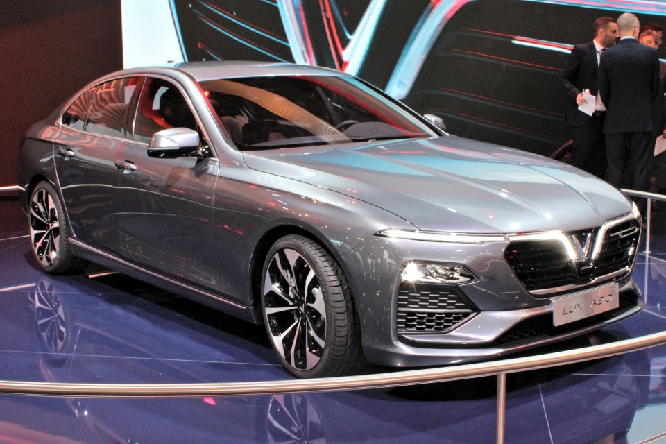LUX A2.0