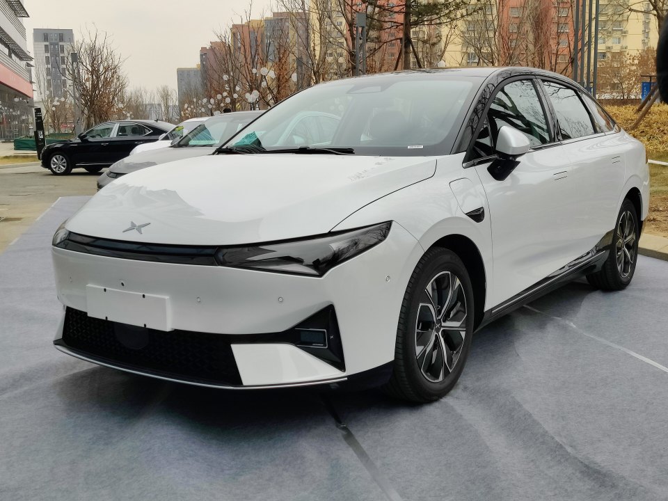 小鹏P5